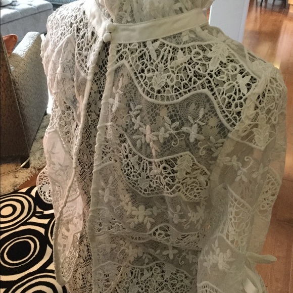 Lace and Sheer Ruffly Top - Picture 5 of 5